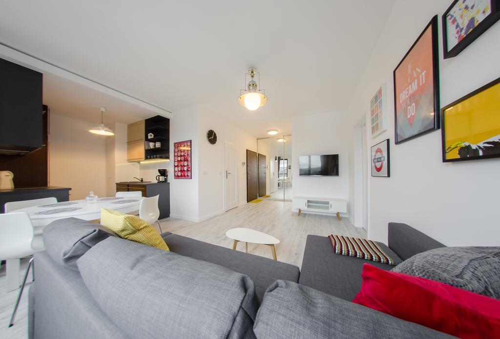 3 City Apartments - White 2 Гданськ Номер фото